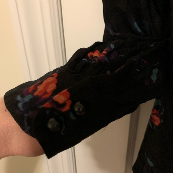 Maeve Anthropologie NWT Blouse Black Floral Rose Boho Flowy - Picture 5 of 8